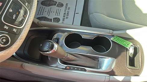 Used 2017 Chevrolet Malibu LT image 22