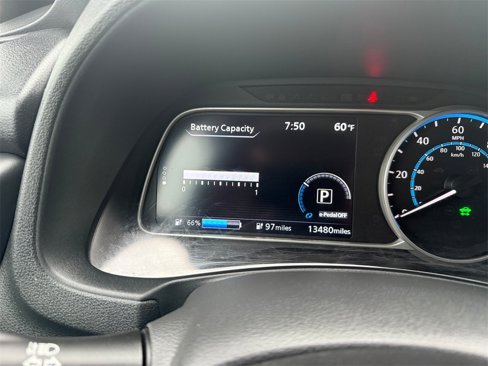 Used 2023 Nissan Leaf S image 19