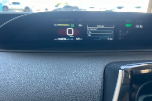 Certified 2022 Toyota Prius LE image 21