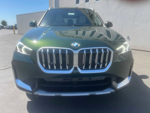 New 2025 BMW X1 xDrive28i w/ Premium Package image 2