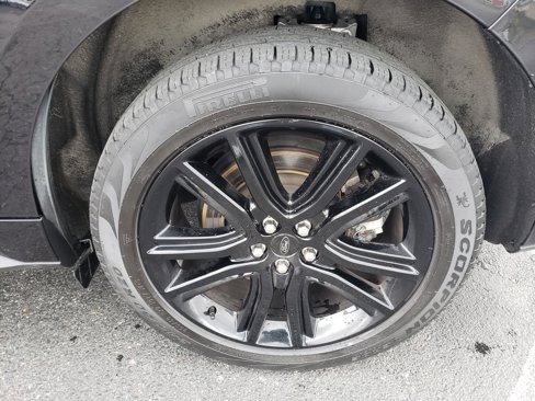 Used 2022 Ford Edge ST-Line image 28