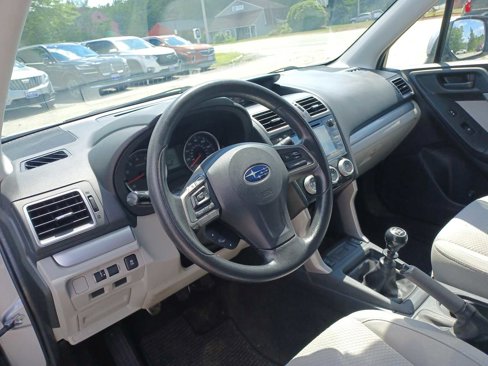 Used 2016 Subaru Forester 2.5i Premium image 8