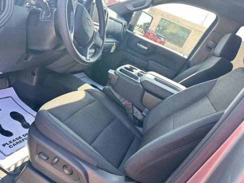 New 2025 Chevrolet Silverado 2500 Custom w/ Custom Value Package image 9