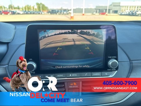 Used 2024 Nissan Altima 2.5 SV image 23