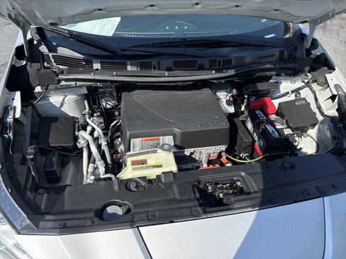 Used 2018 Nissan Leaf SV w/ SV Technology Package image 9