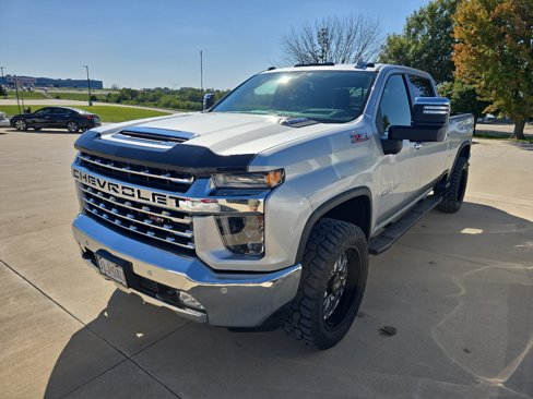 Used 2021 Chevrolet Silverado 2500 LTZ w/ LTZ Premium Package image 51