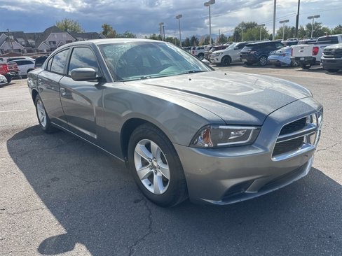 Used 2012 Dodge Charger SE image 2