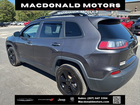 Used 2021 Jeep Cherokee Latitude Plus image 8