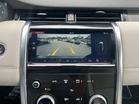 Used 2020 Land Rover Discovery Sport SE R-Dynamic image 47