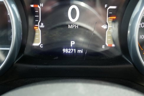 Used 2018 Jeep Wrangler Unlimited Sahara image 27