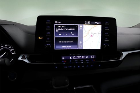 Used 2021 Toyota Sienna XLE image 30