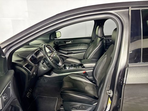 Used 2020 Ford Edge ST w/ Equipment Group 401A image 11
