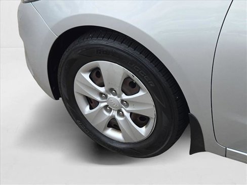 Used 2017 Kia Forte LX image 22
