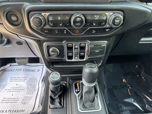 Used 2020 Jeep Wrangler Unlimited Sport image 25