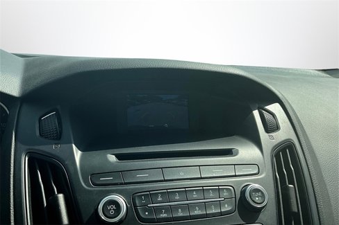 Used 2016 Ford Focus SE image 14