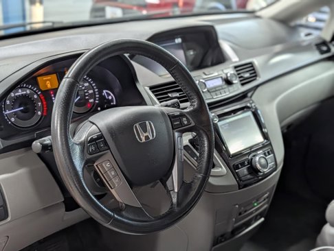 Used 2015 Honda Odyssey Touring image 12