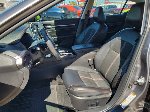 Used 2024 Nissan Altima 2.5 SR image 14
