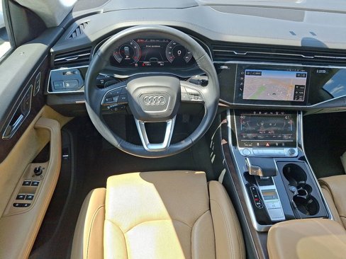 Used 2020 Audi Q8 Prestige image 14