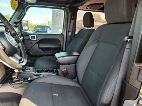Used 2022 Jeep Wrangler Willys image 29