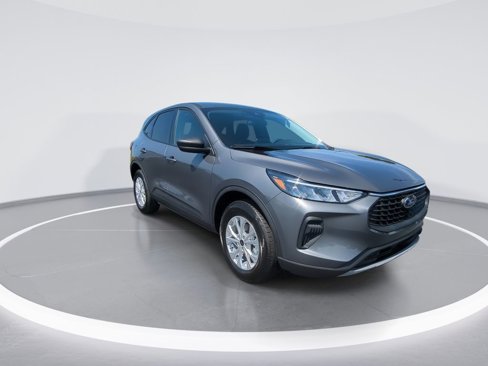New 2025 Ford Escape Active w/ Cold Weather Package image 2