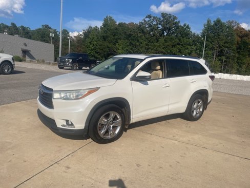 Used 2016 Toyota Highlander Limited image 3