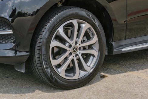 Used 2018 Mercedes-Benz GLE 350 w/ Premium 1 Package image 58