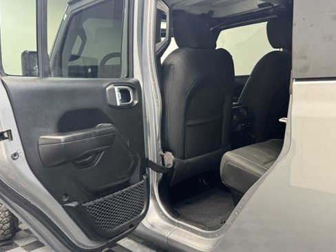 Used 2020 Jeep Gladiator Sport w/ Quick Order Package 24S image 25