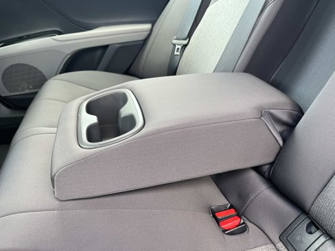 Certified 2019 Toyota Camry LE image 26