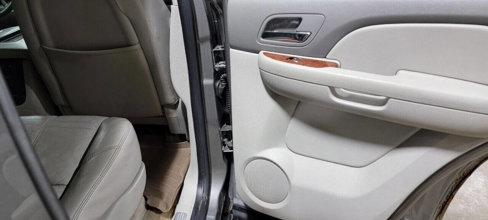 Used 2007 Chevrolet Tahoe LTZ w/ LTZ Preferred Equipment Group image 19