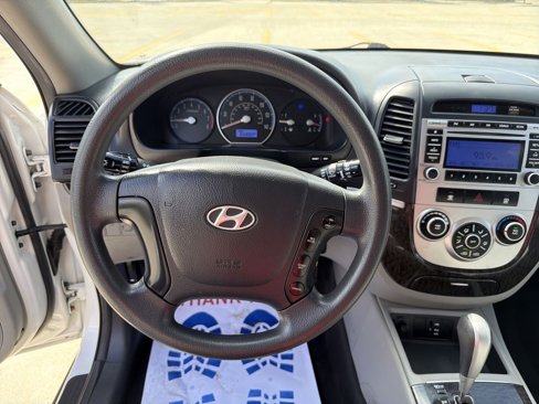 Used 2009 Hyundai Santa Fe GLS image 15
