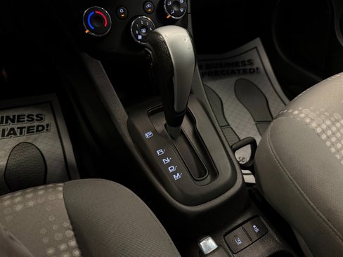 Used 2020 Chevrolet Sonic LT image 14