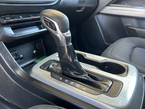 Used 2022 Chevrolet Colorado LT w/ Fleet Safety Package image 12