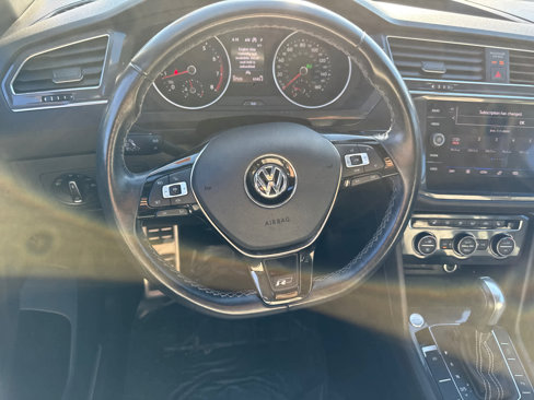 Used 2021 Volkswagen Tiguan SE R-Line w/ 3rd Row Seat Package image 17