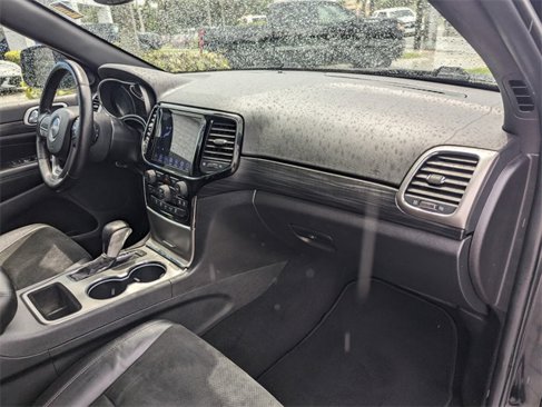 Used 2020 Jeep Grand Cherokee Altitude image 16
