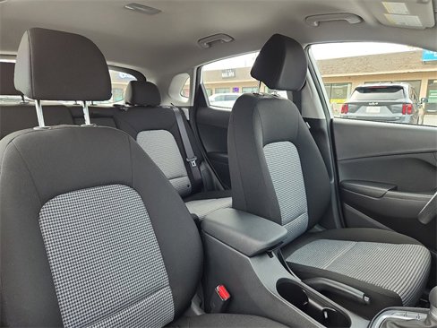 Certified 2023 Hyundai Kona SE image 31