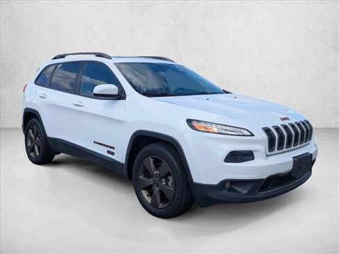 Used 2016 Jeep Cherokee 75th Anniversary image 3