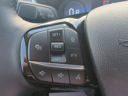 Used 2023 Ford Escape Platinum image 19