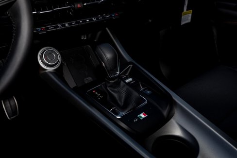 New 2025 Alfa Romeo Tonale w/ Premium Package image 27