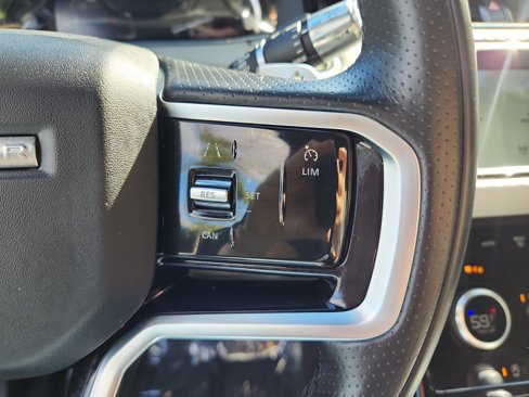 Used 2022 Land Rover Range Rover Evoque R-Dynamic S image 20