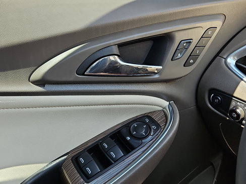 Used 2024 Chevrolet Malibu LT image 13