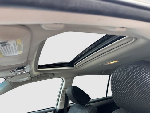 Used 2017 Subaru Outback 2.5i Premium image 24