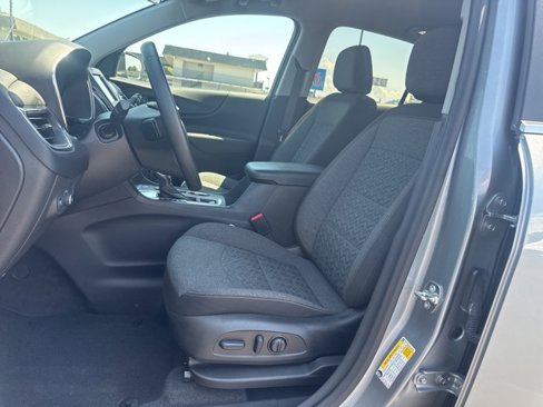 Used 2024 Chevrolet Equinox LT image 18