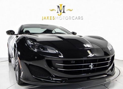 Used 2020 Ferrari Portofino image 17