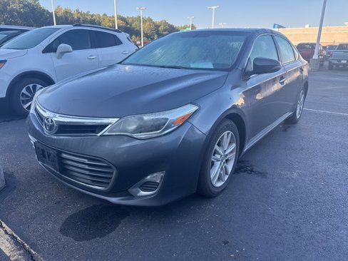 Used 2014 Toyota Avalon XLE image 1