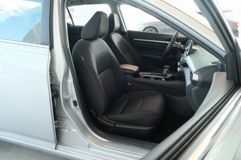 Used 2023 Nissan Altima 2.5 SV image 22