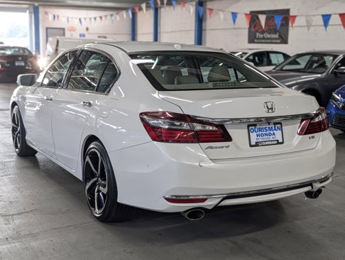 Used 2017 Honda Accord EX-L image 6