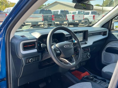 Used 2024 Ford Maverick XLT image 12
