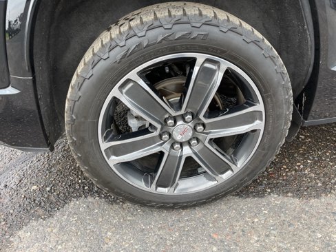 Used 2018 GMC Acadia Denali w/ Technology Package image 21