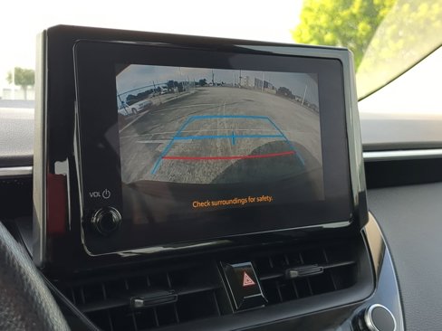 Used 2023 Toyota Corolla LE image 22