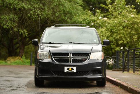 Used 2014 Dodge Grand Caravan SXT image 21